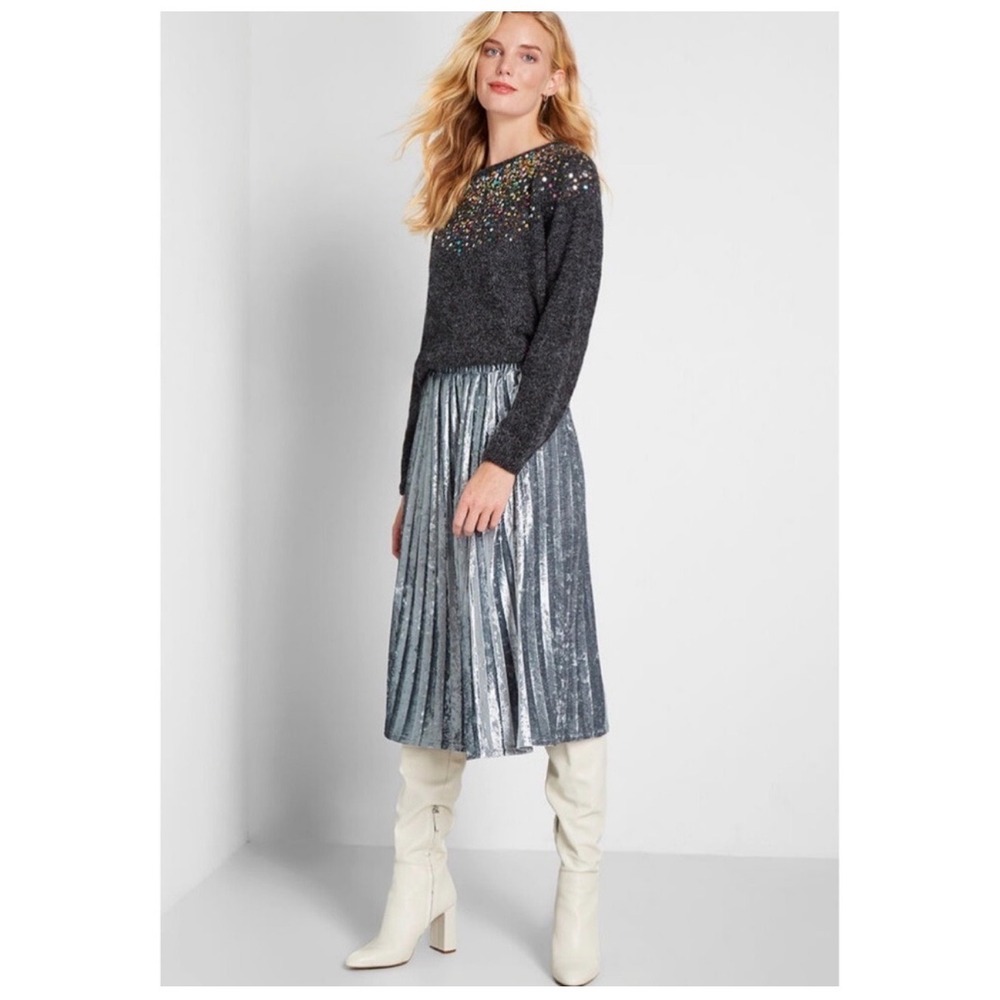 ModCloth Silver Crushed Velvet Pleated Midi Skirt Medium Gray Whimsical Party